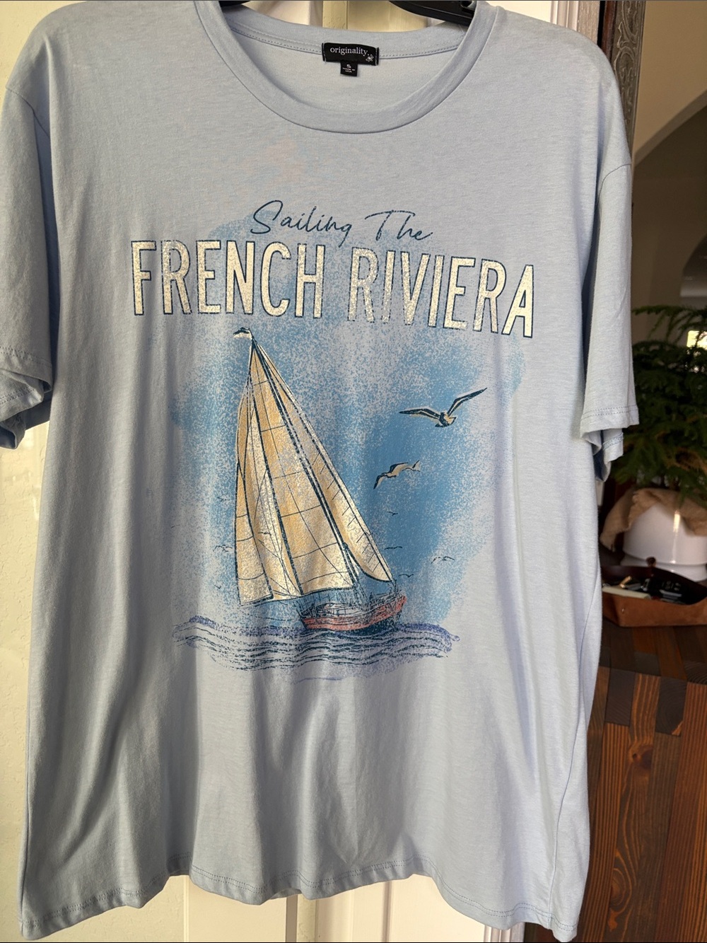 Originality NWT Light Blue 'French Riviera' Graphic Tee - Men Size Small